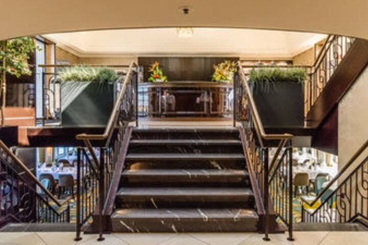 Hotel 70 of 80