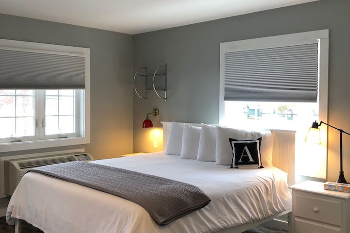 Room 11 of 51