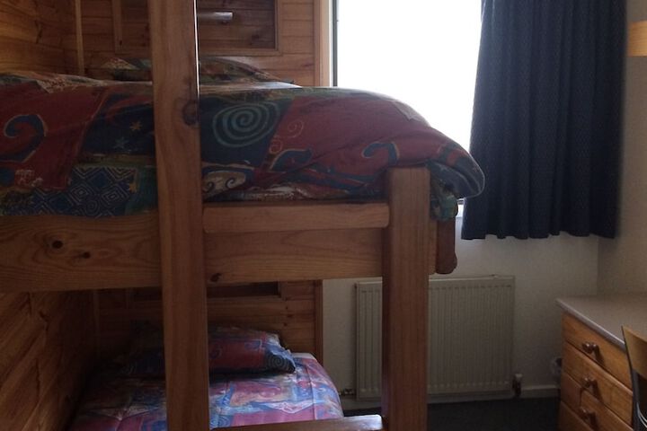 Room 3 of 48