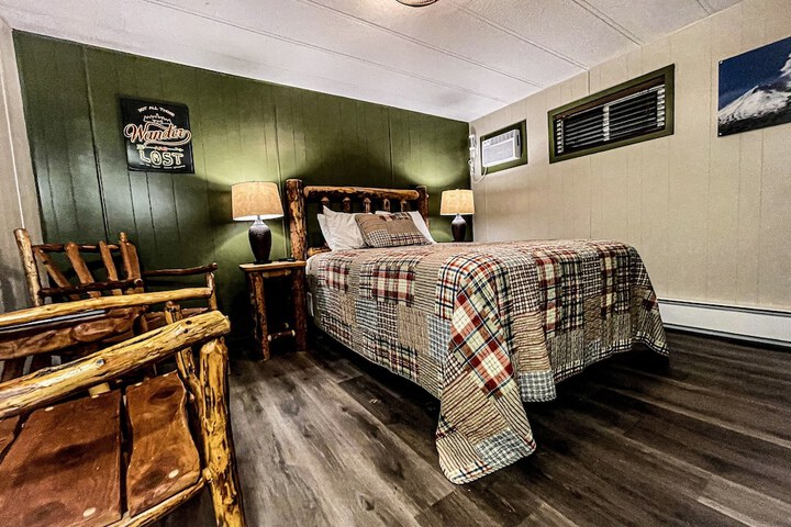 Room 153 of 504
