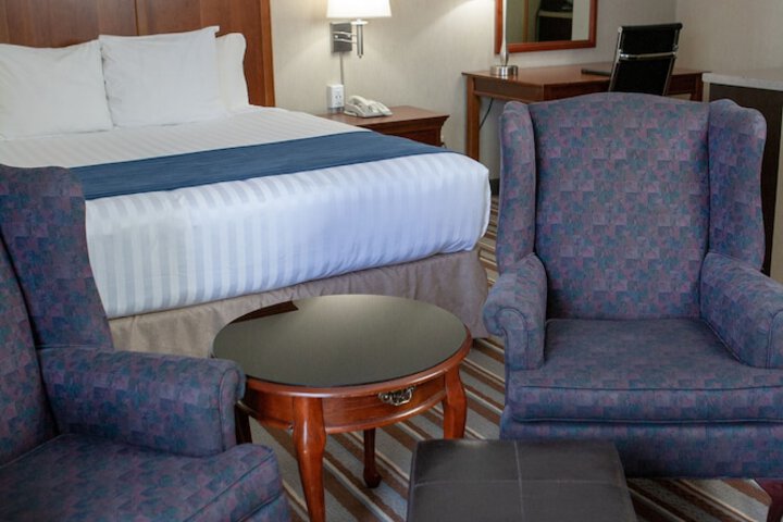 Room 10 of 45