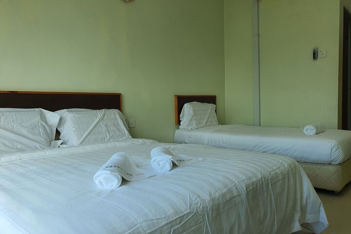 Room 10 of 25