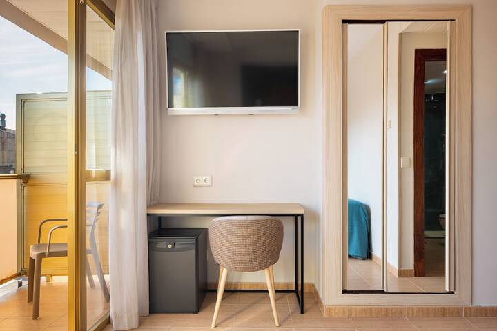 Room 8 of 59