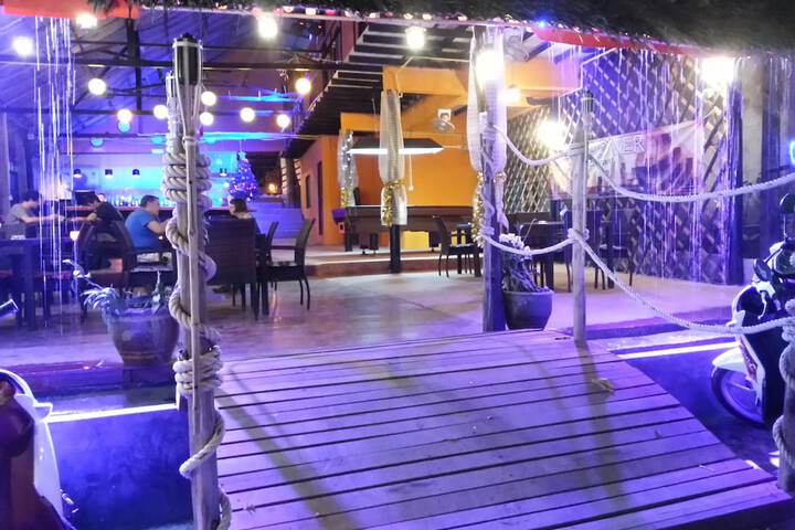 Guest Lobby