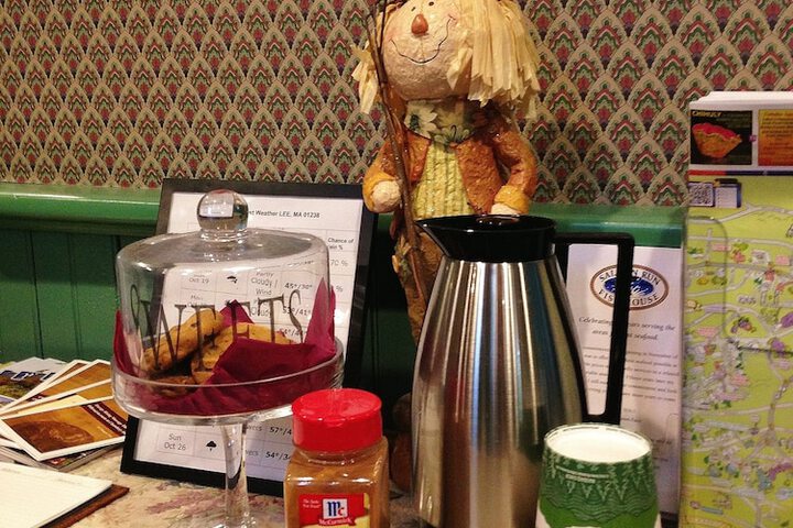 Breakfast/Coffee Service 83 of 105