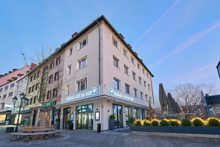 Hotel 41 of 44