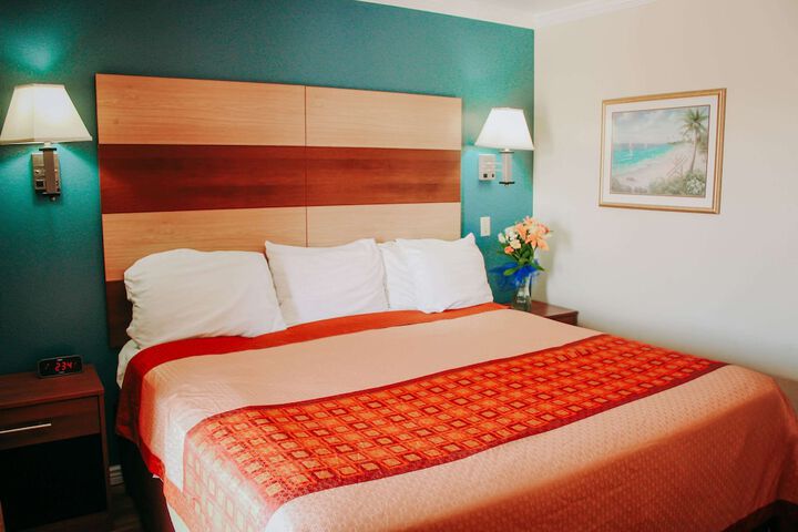 Room 22 of 48