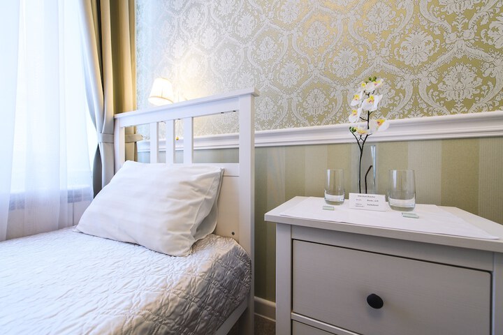Room 20 of 40