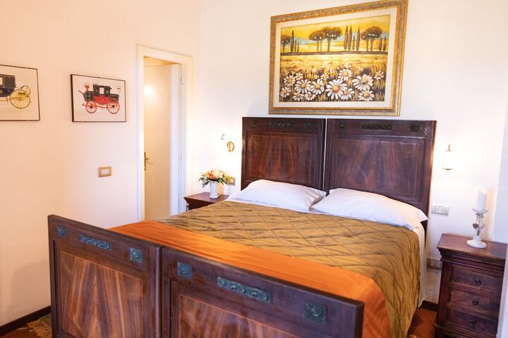 Room 18 of 73