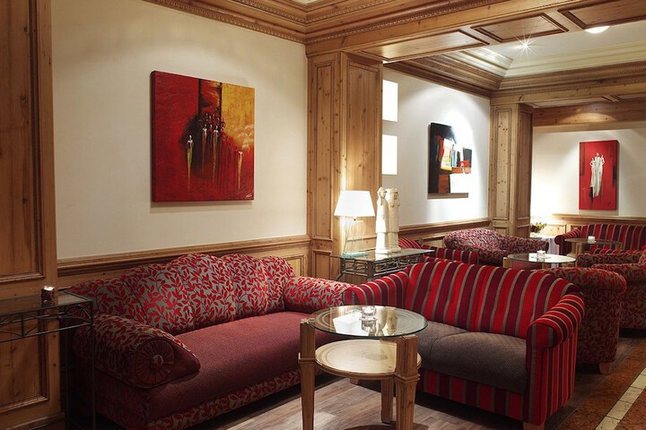 Hotel Interior 2 of 27
