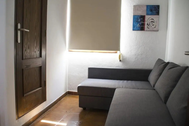 Room 2 of 13