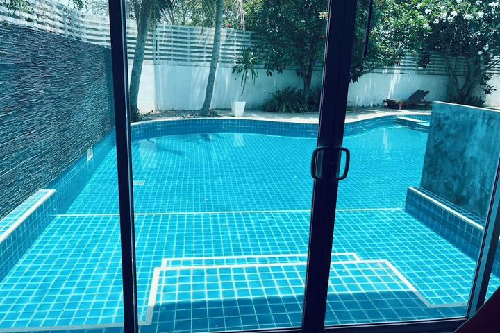 Pool 86 of 112