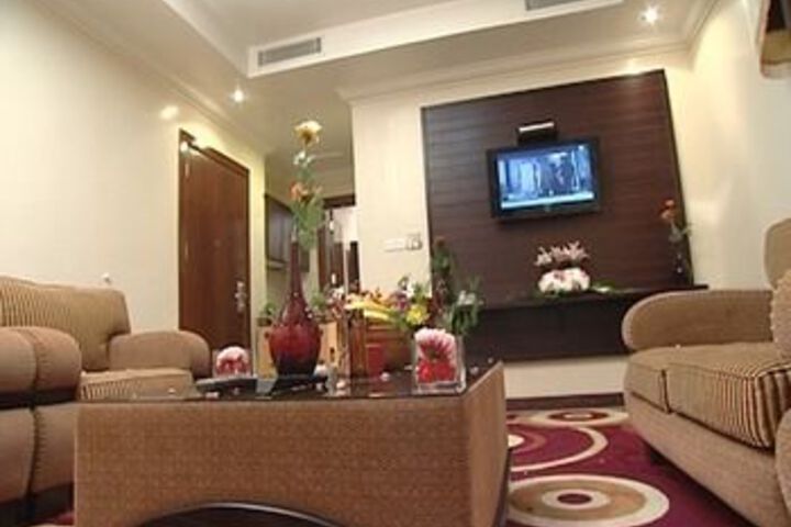 Room 19 of 27