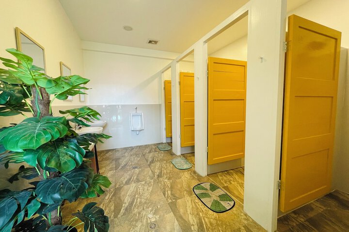 Room 25 of 51