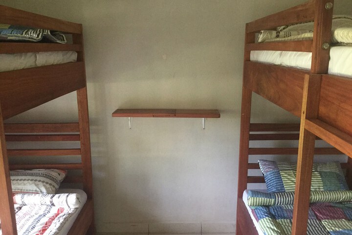 Room 2 of 5