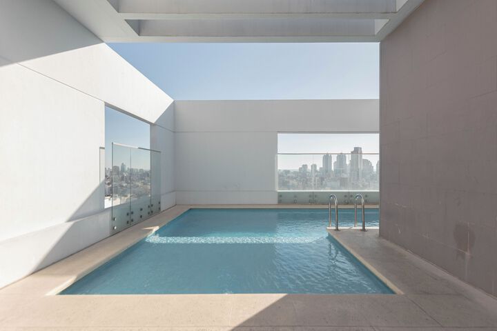 Pool 2 of 3