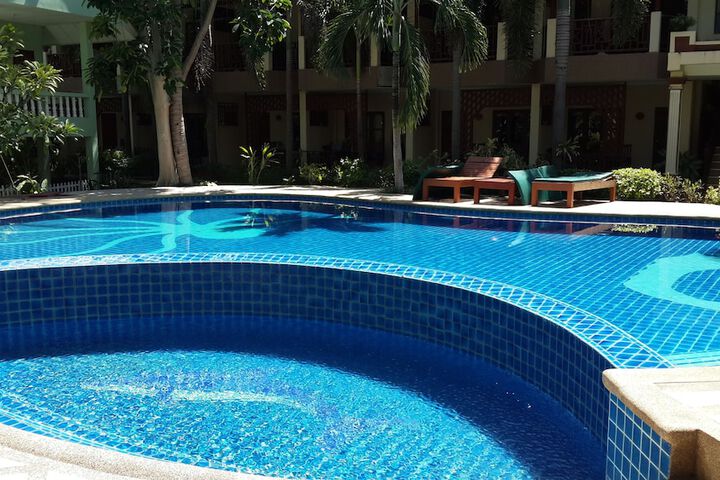 Pool 62 of 81