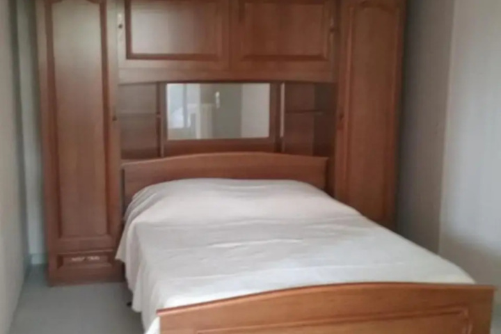 Room 2 of 13