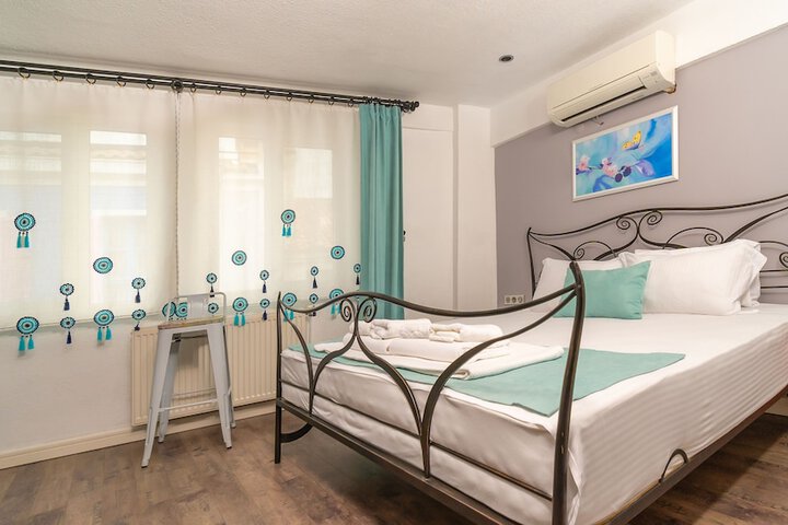 Room 10 of 55