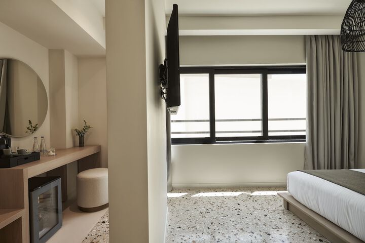 Room 19 of 59