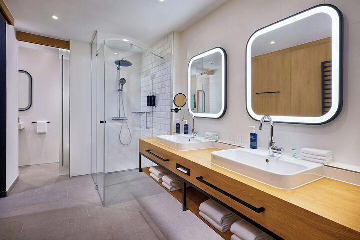 Clean Restrooms