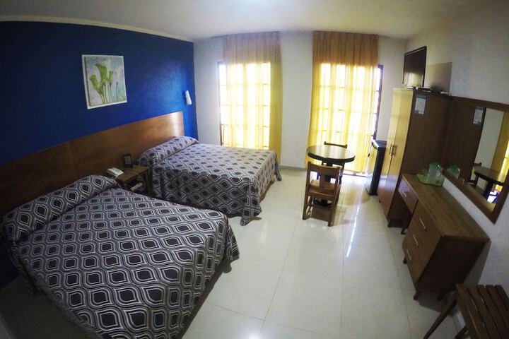 Room 13 of 65