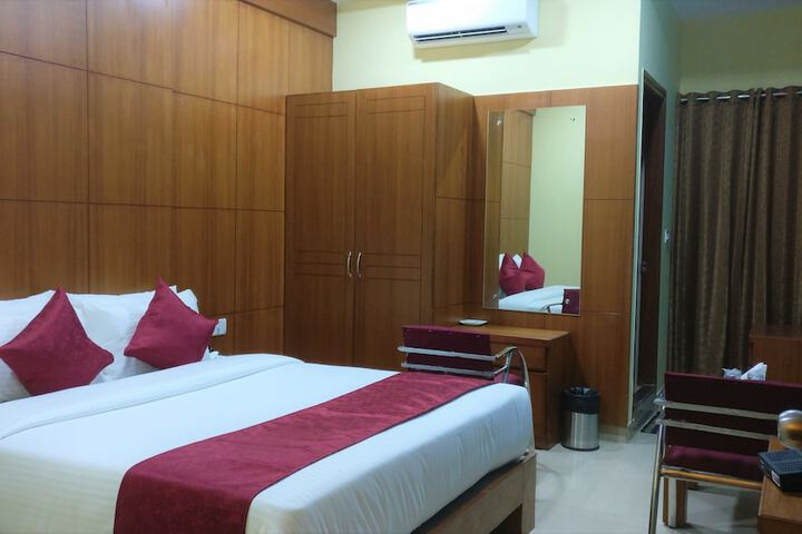 Room 4 of 27