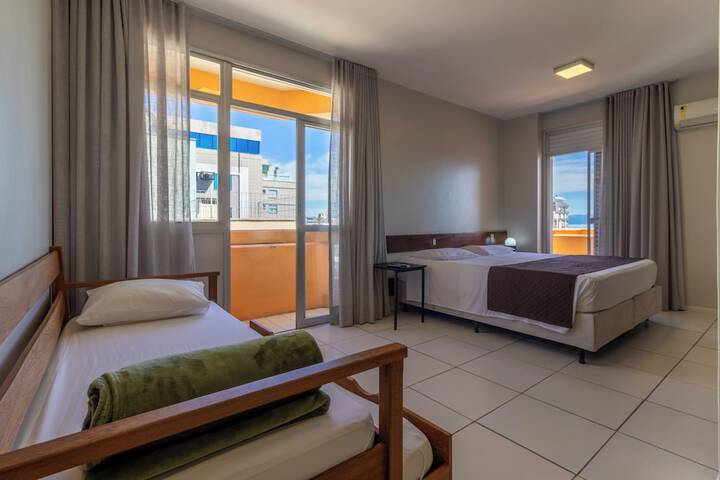 Room 8 of 31