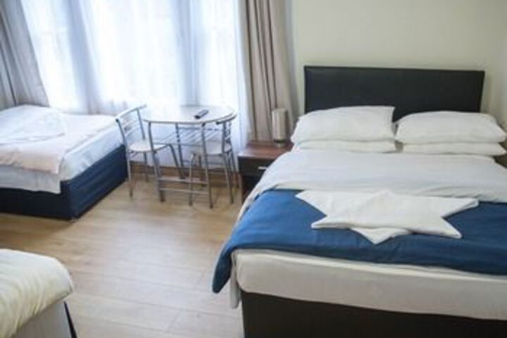Room 35 of 70