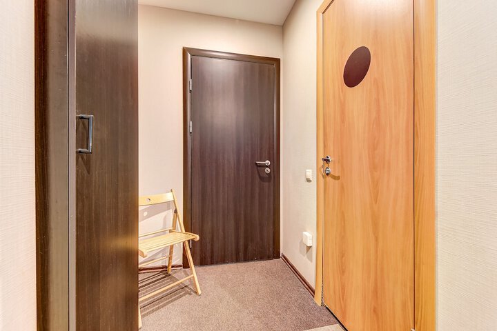 Room 5 of 15