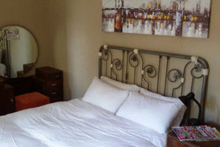Room 15 of 27