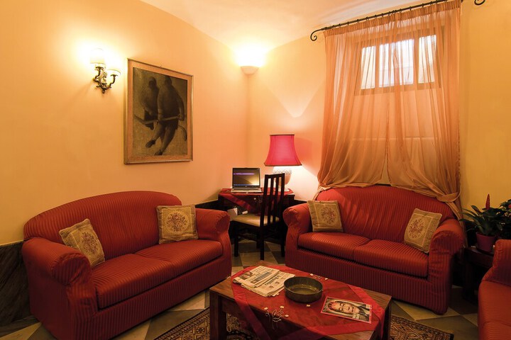 Guest Lobby