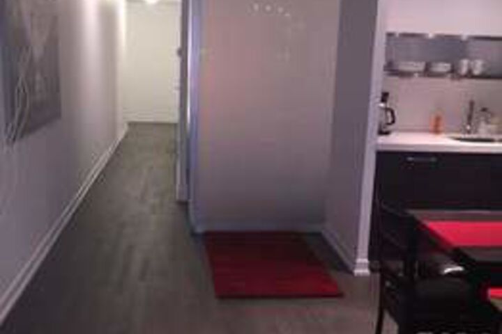 Room 7 of 7
