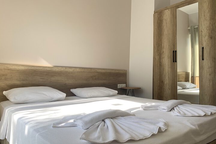 Room 21 of 93