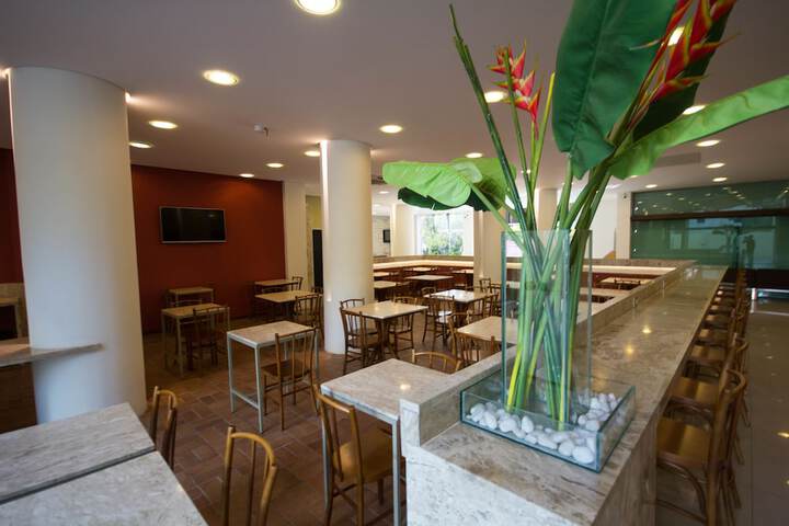 Breakfast area