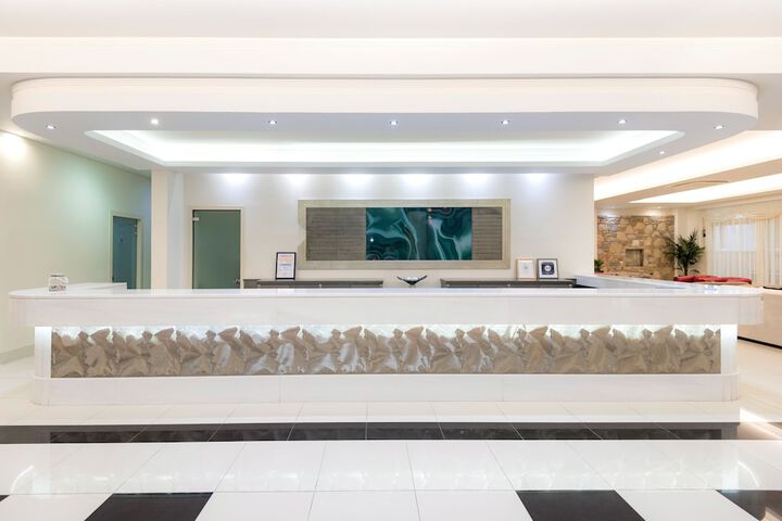 Hotel Interior 7 of 91