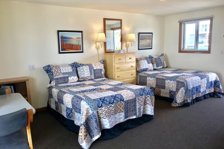 Room 25 of 190