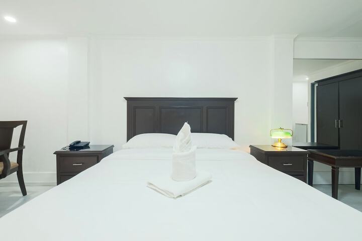 Room 25 of 62