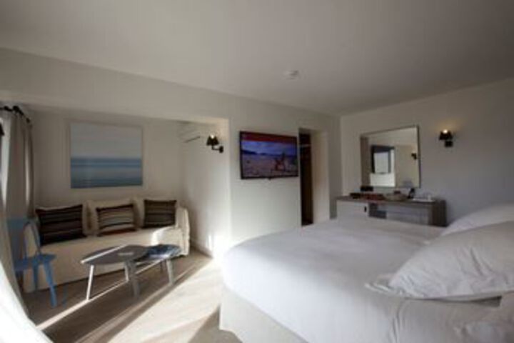 Room 21 of 36