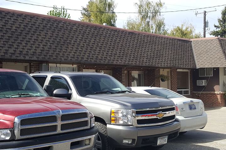 Property Grounds 40 of 52