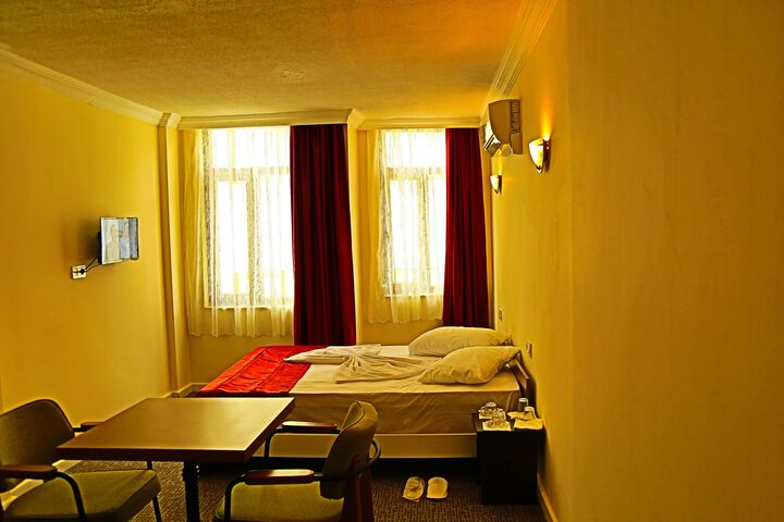 Room 34 of 57