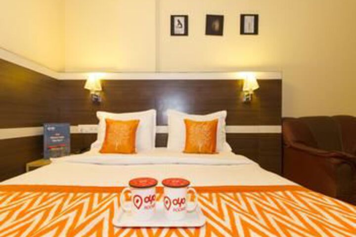 Room 5 of 18