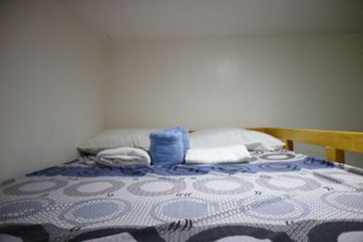 Room 9 of 19