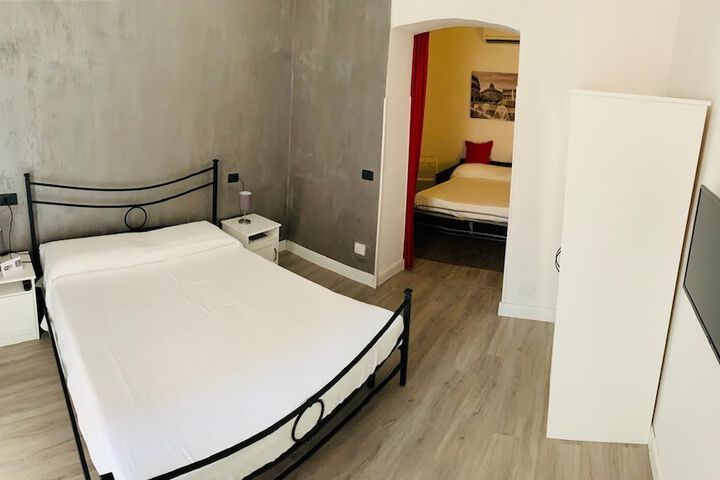Room 27 of 59