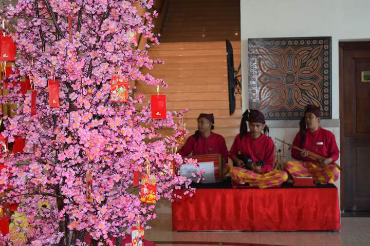 Guest Lobby