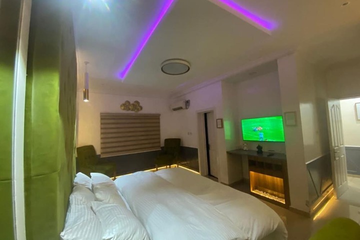 Room 13 of 56