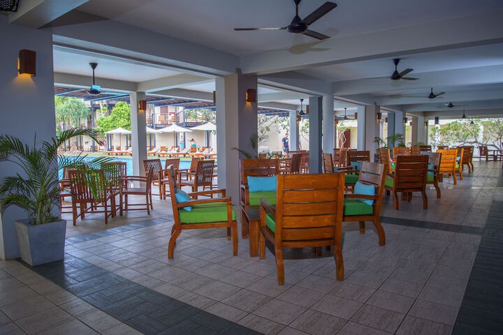 Dining Photos
