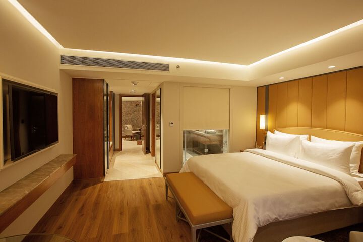 Room 20 of 111