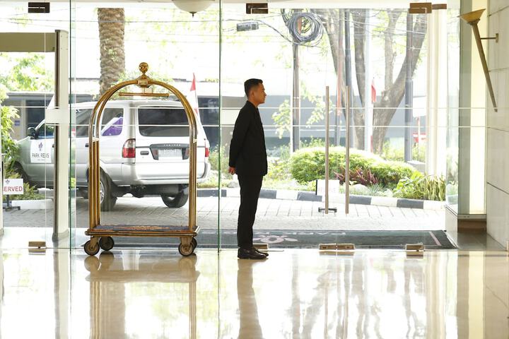 Guest Lobby