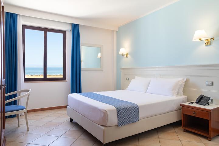Room 40 of 89
